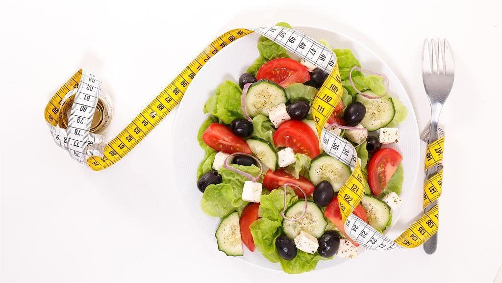 老人子宫掉出体外怎么治疗,62岁老人子宫掉下来