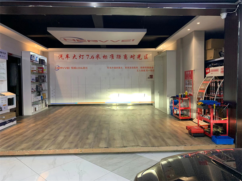 车灯太暗换灯泡有用吗,led车灯太暗换灯泡能解决吗