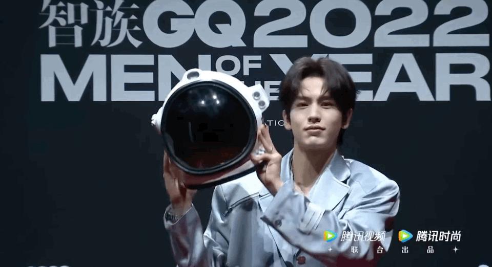 gq盛典明星红毯造型都有谁,gq盛典红毯秀angelababy晚宴