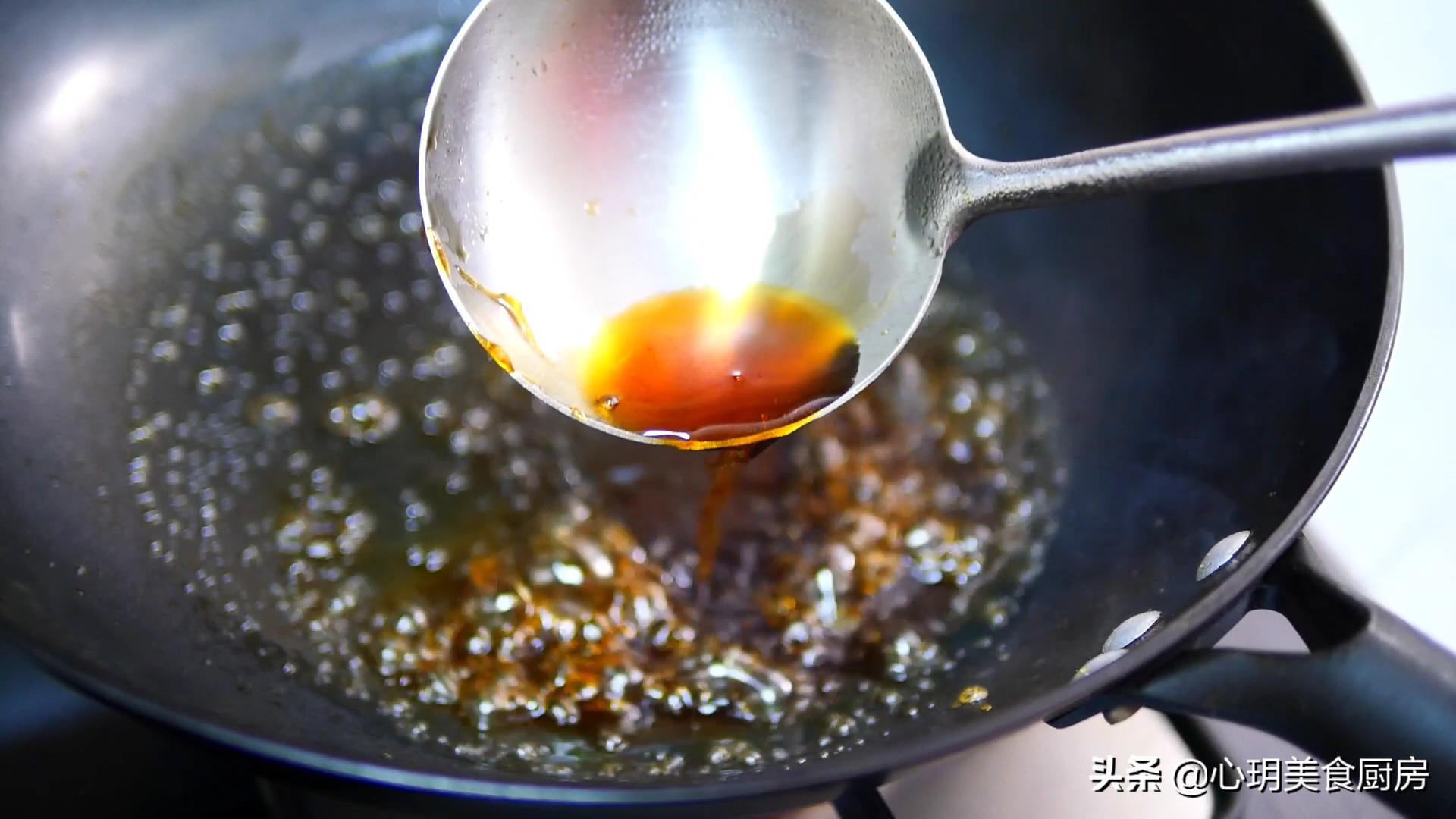 一瓶牛奶2个鸡蛋做蛋糕,一瓶牛奶两个鸡蛋怎么简单做蒸糕