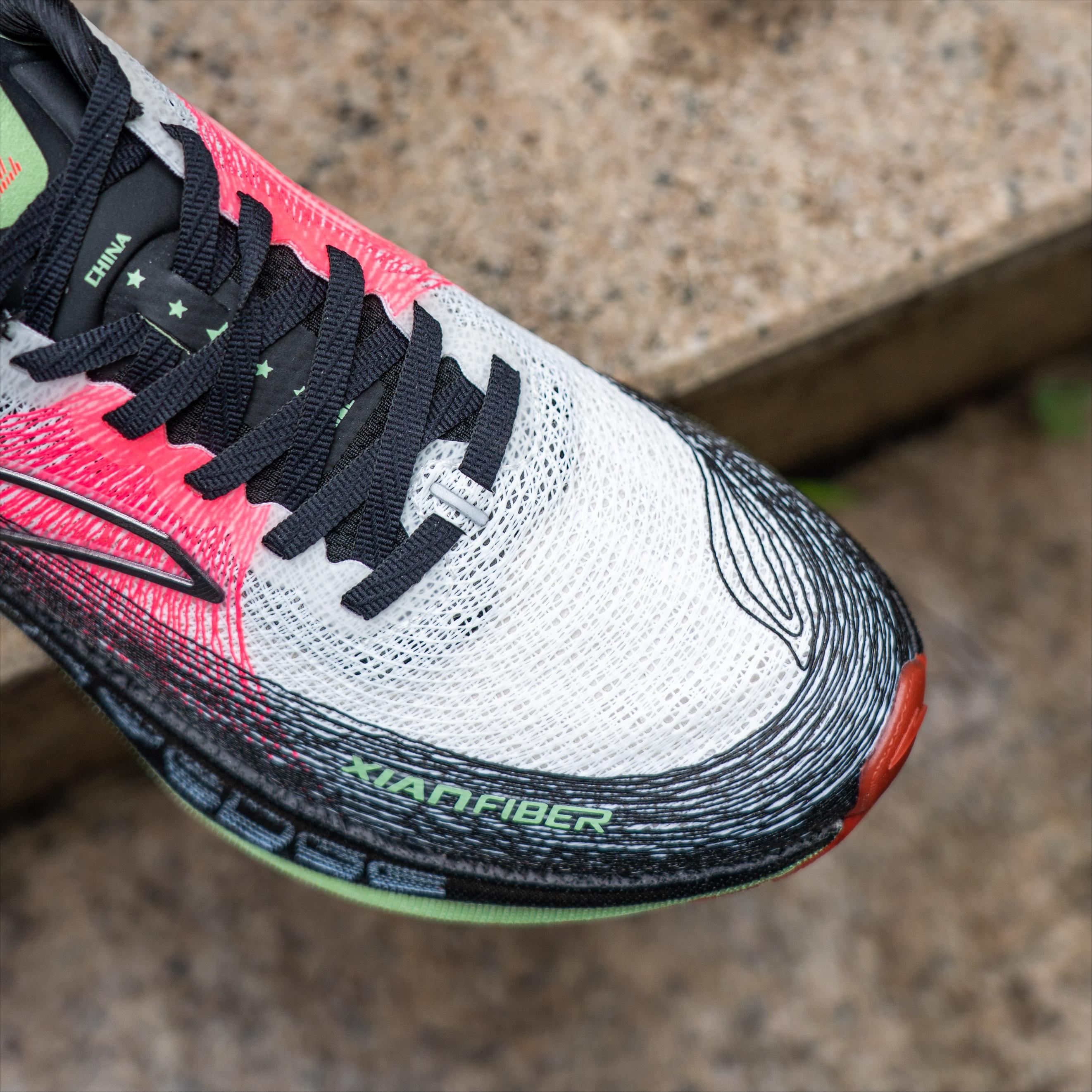 安踏冠军跑鞋2代pro适合体考吗,安踏冠军2pro专柜多少钱