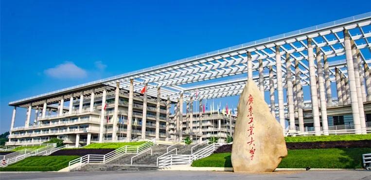 600分选电子信息还是机械专业,600分选哈工大