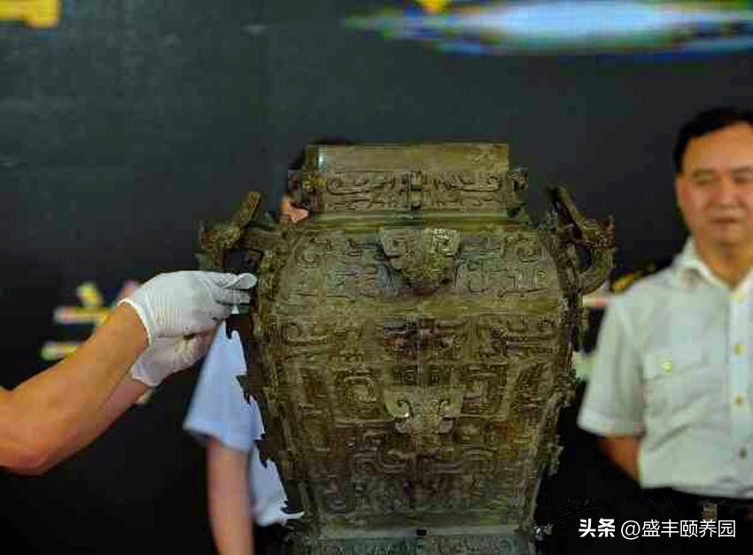 桃源农民一脚踩出稀世珍宝，流失海外近百年的皿天全方罍终得合体