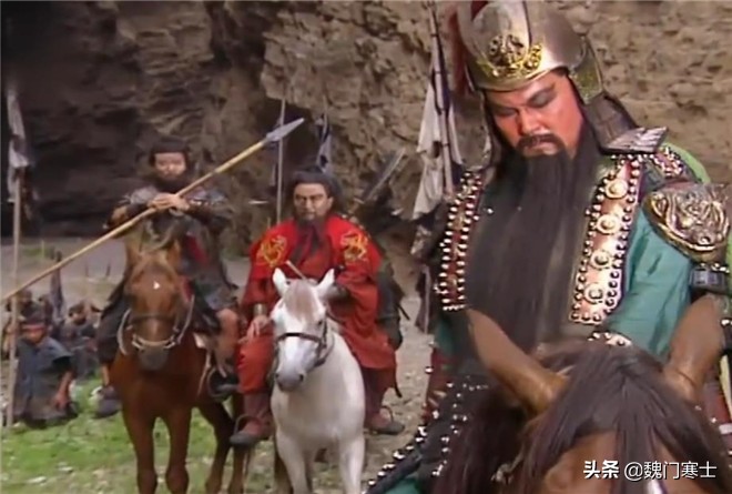 关羽的五百刀斧手武力,关羽的五百校刀手是什么梗