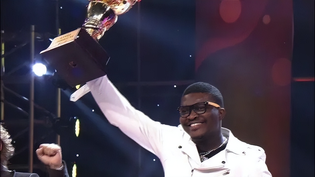 黑人歌手好弟近况：走红后迎娶中国姑娘，今36岁仍未取得中国绿卡