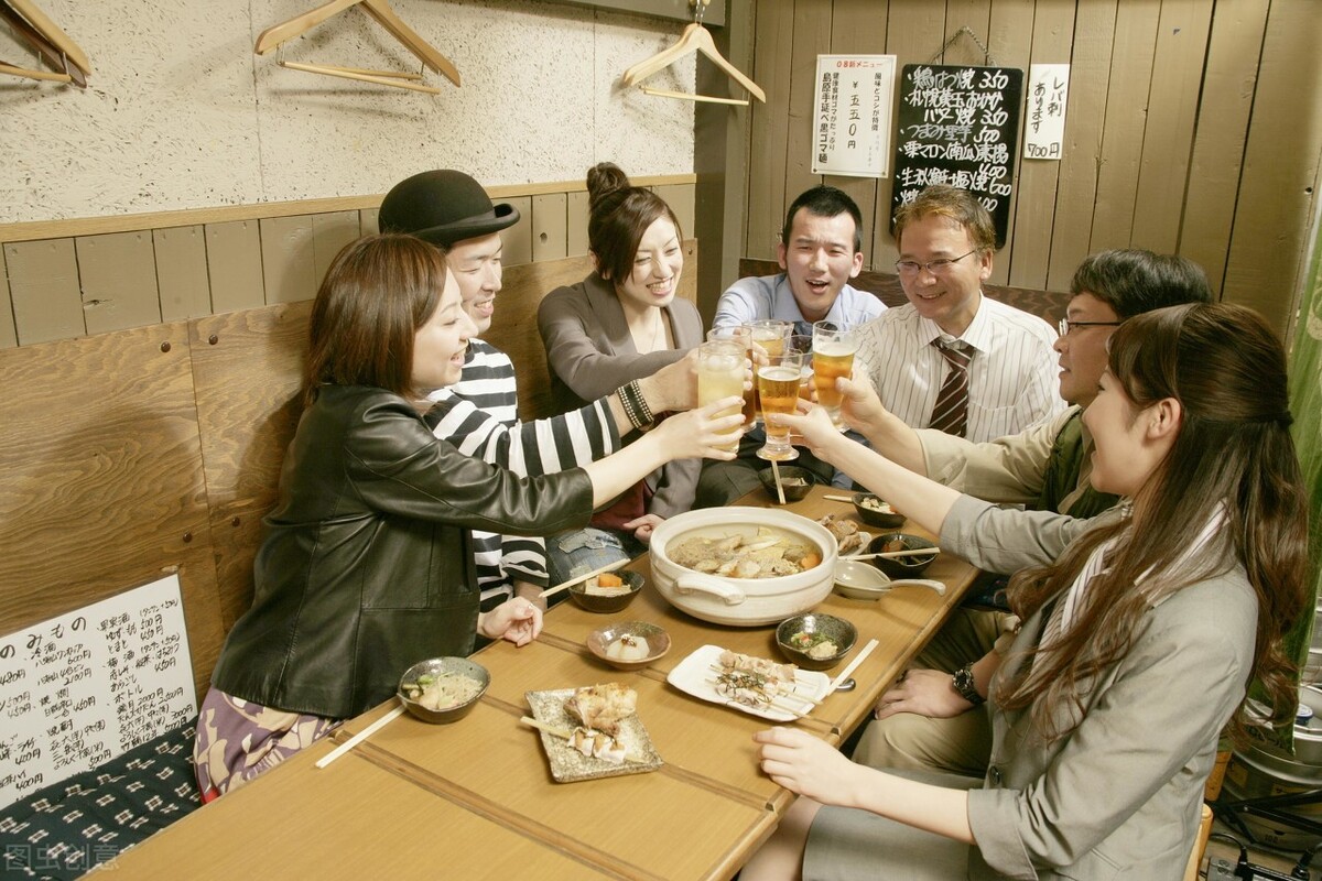 别人让你当众出丑你该怎么怼回去,别人让你在众人面前出丑怎么对付