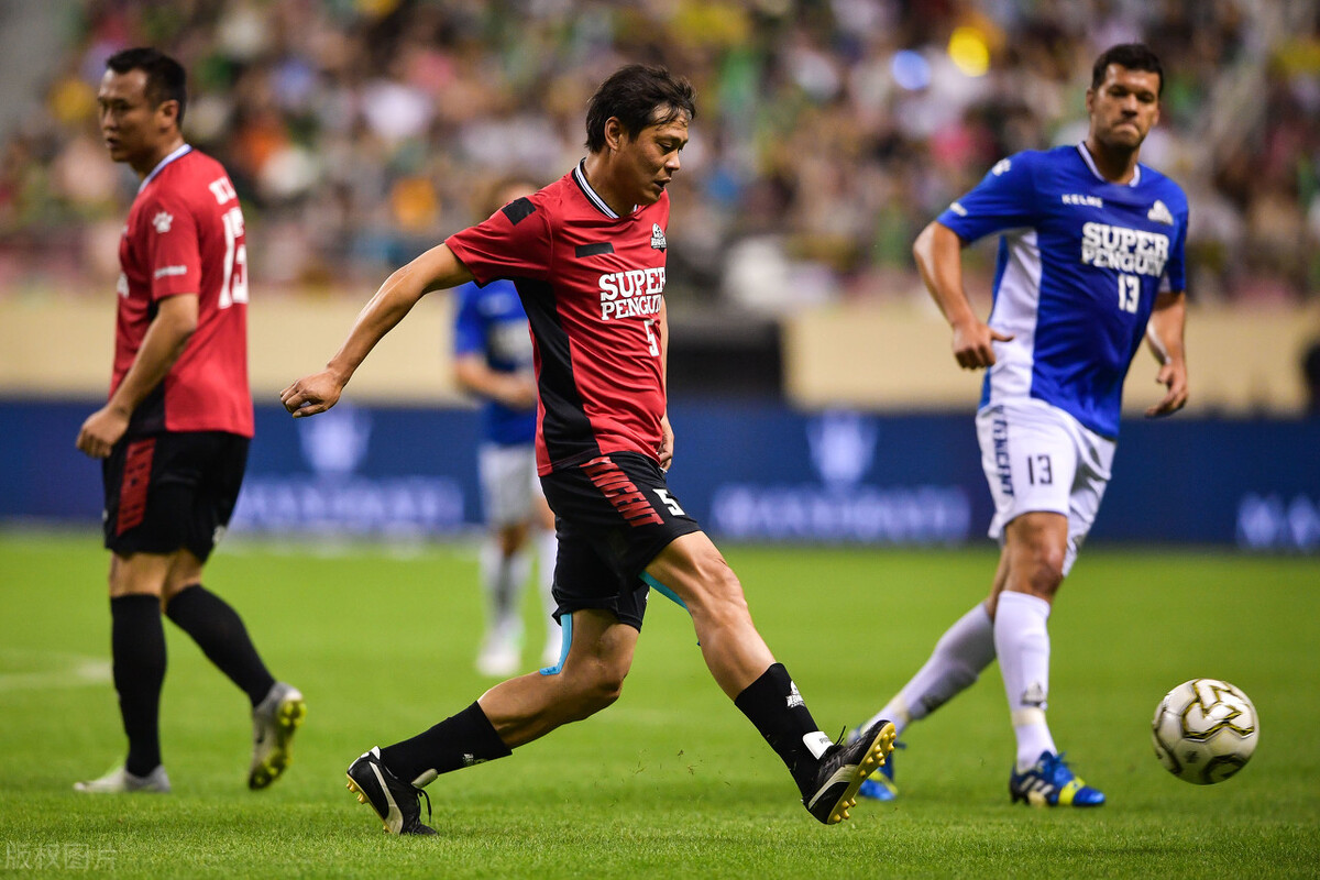 别为难国足了！它并没有那么差！不争气的，只是男人而已