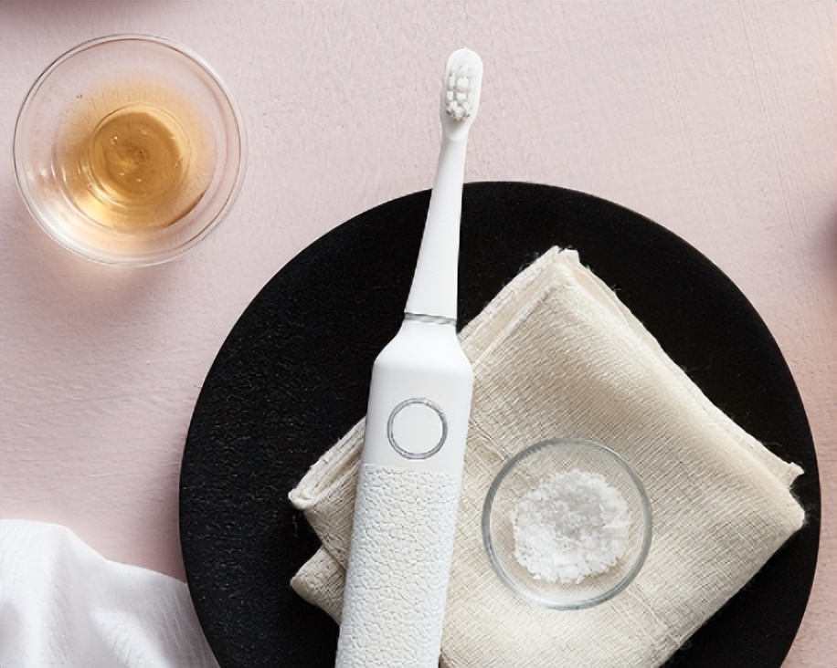 圣诞节礼物送男生电动牙刷,男生圣诞节礼物推荐送什么