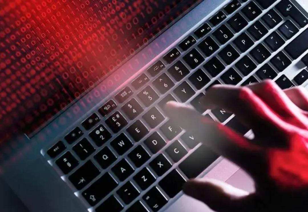 还原真相:控制全球网络的13个“根服务器”,到底控制在谁手中?