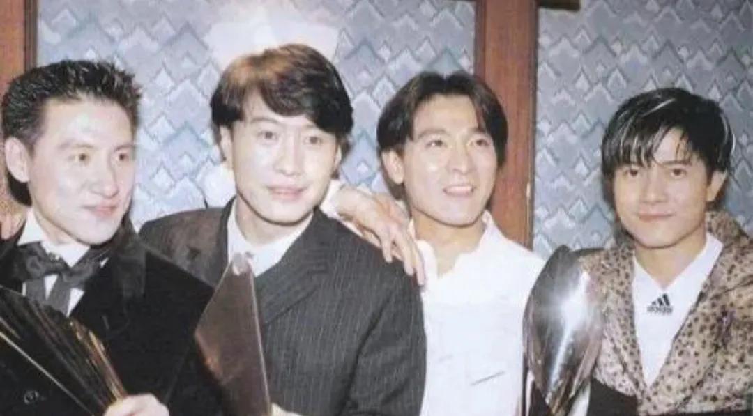 香港回归26周年纪录片,香港回归26周年打折商品