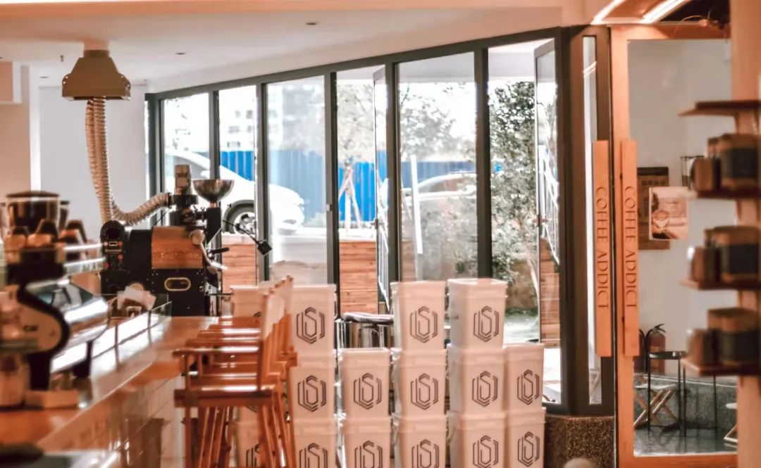 10个大理人就有一个是会员，这家咖啡店只是做对了这3件「小事」