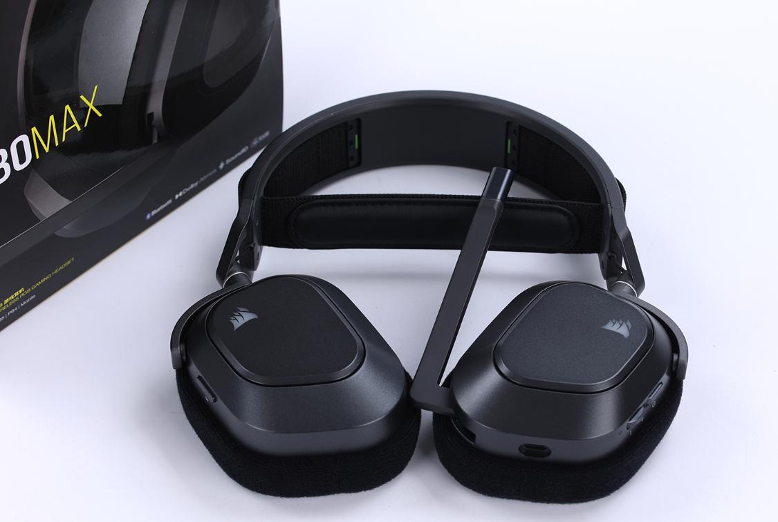 电竞游戏耳机可调节,海盗船耳机hs80max闷耳朵吗