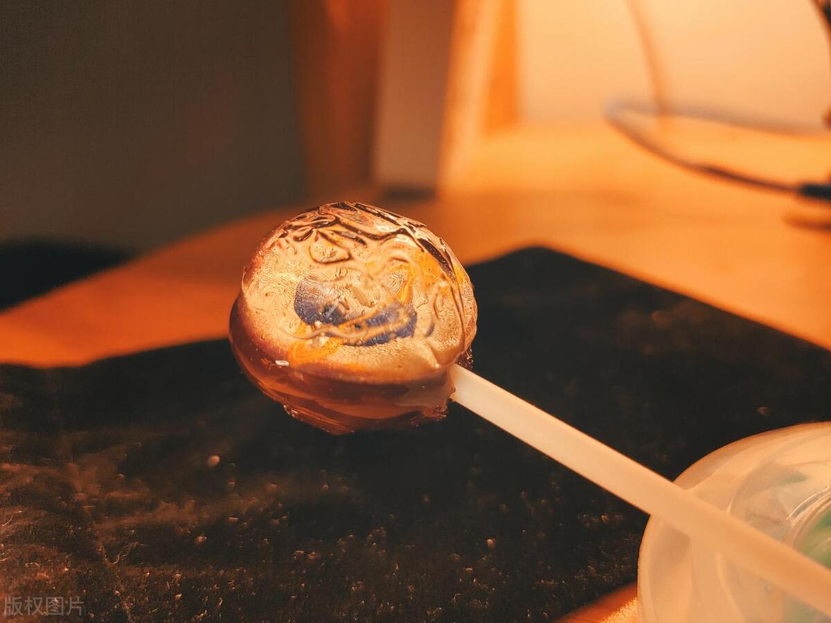 网红小姐姐吃网红最火的美食,吃货欧弟盘点网络网红美食