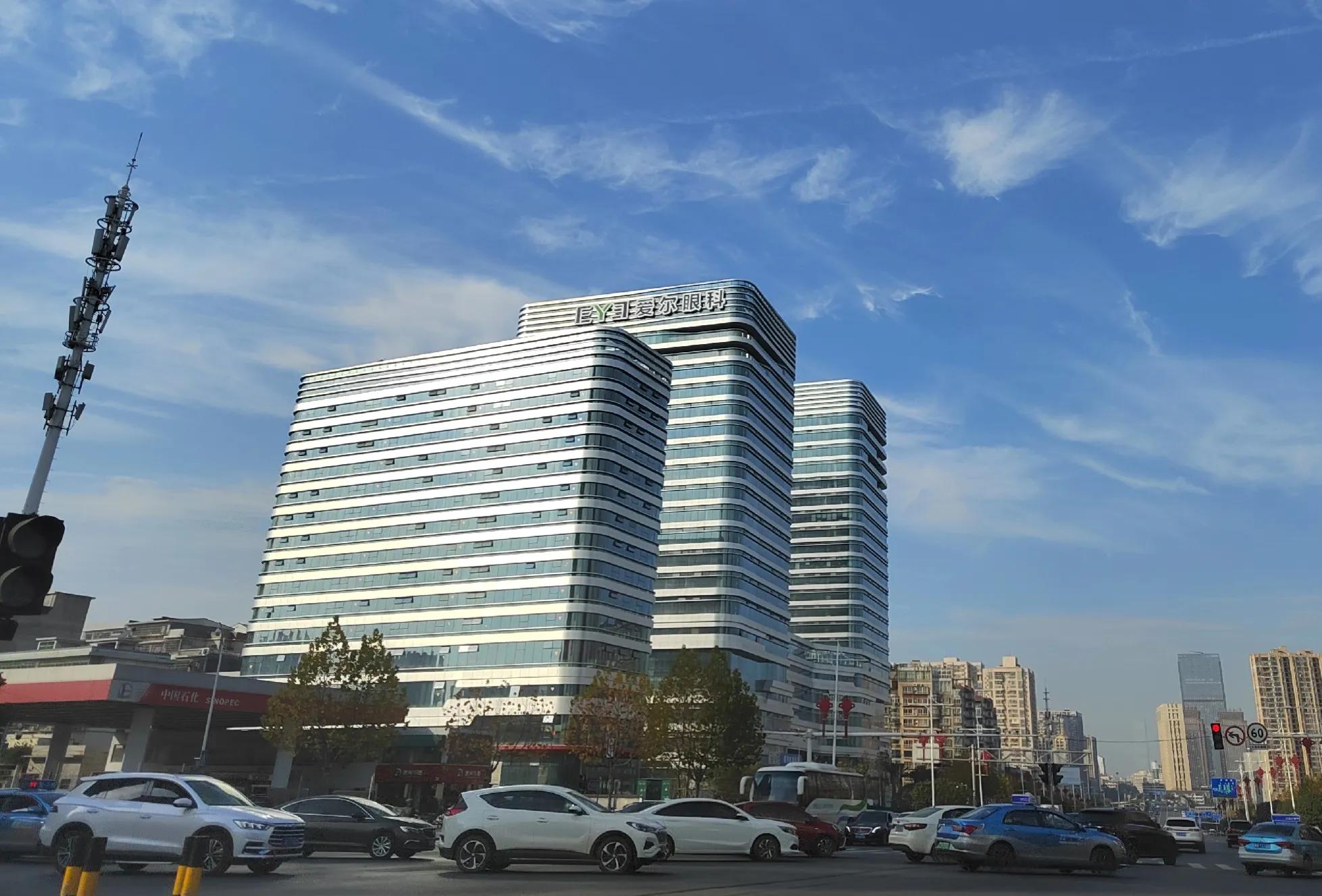 湖南首富陈邦：3万元创业成就3600亿，起底商业帝国后的财富密码