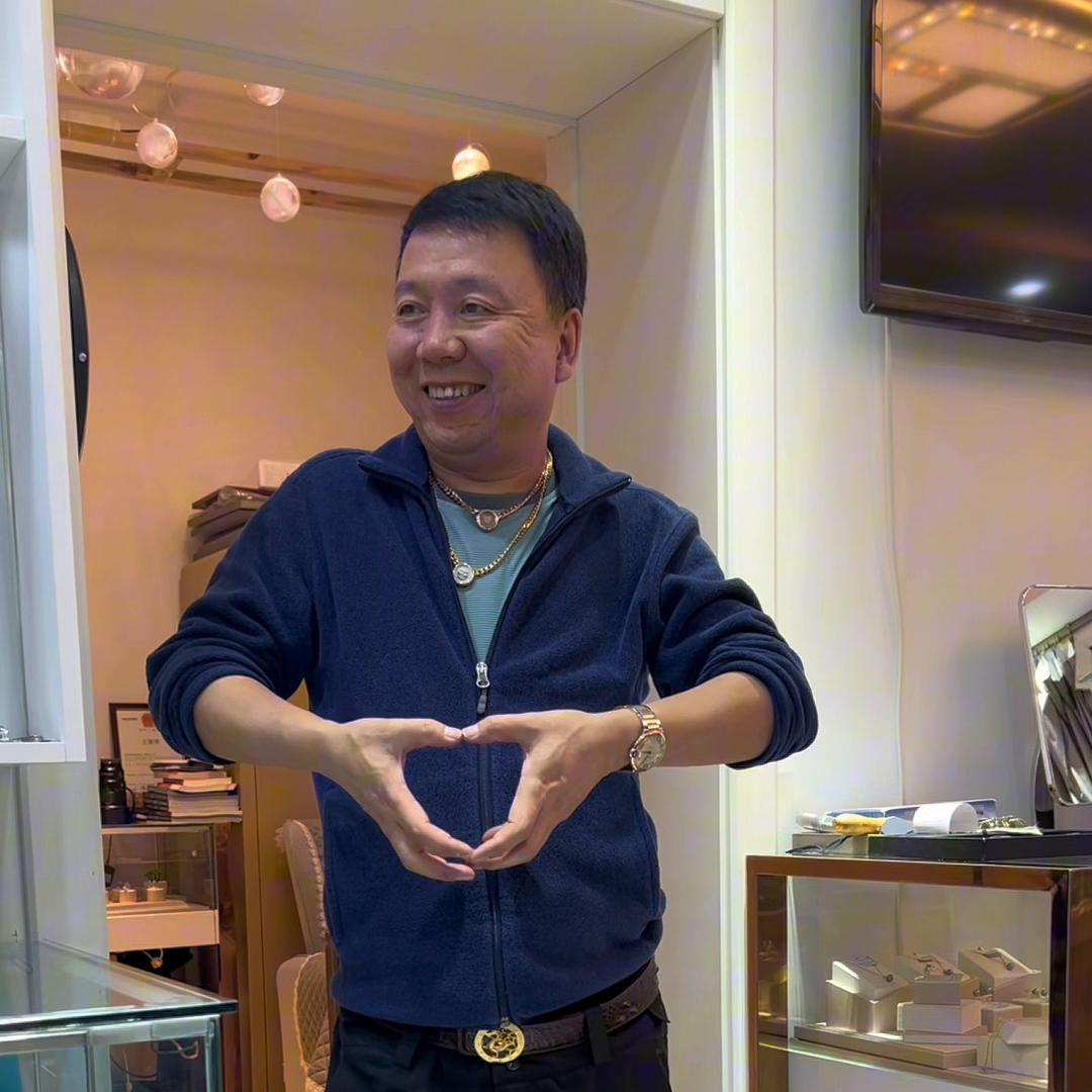 转发本视频一天，5月20日来宽厚珠宝抽奖天然钻戒