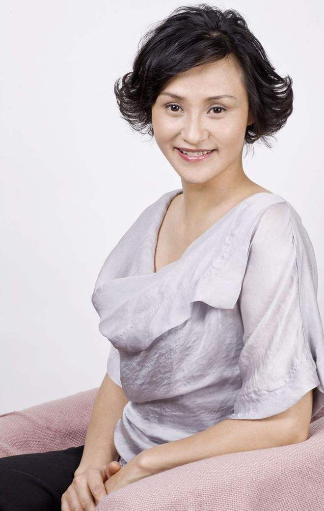 跳水女皇高敏一年多少岁,跳水女皇高敏现在怎么样