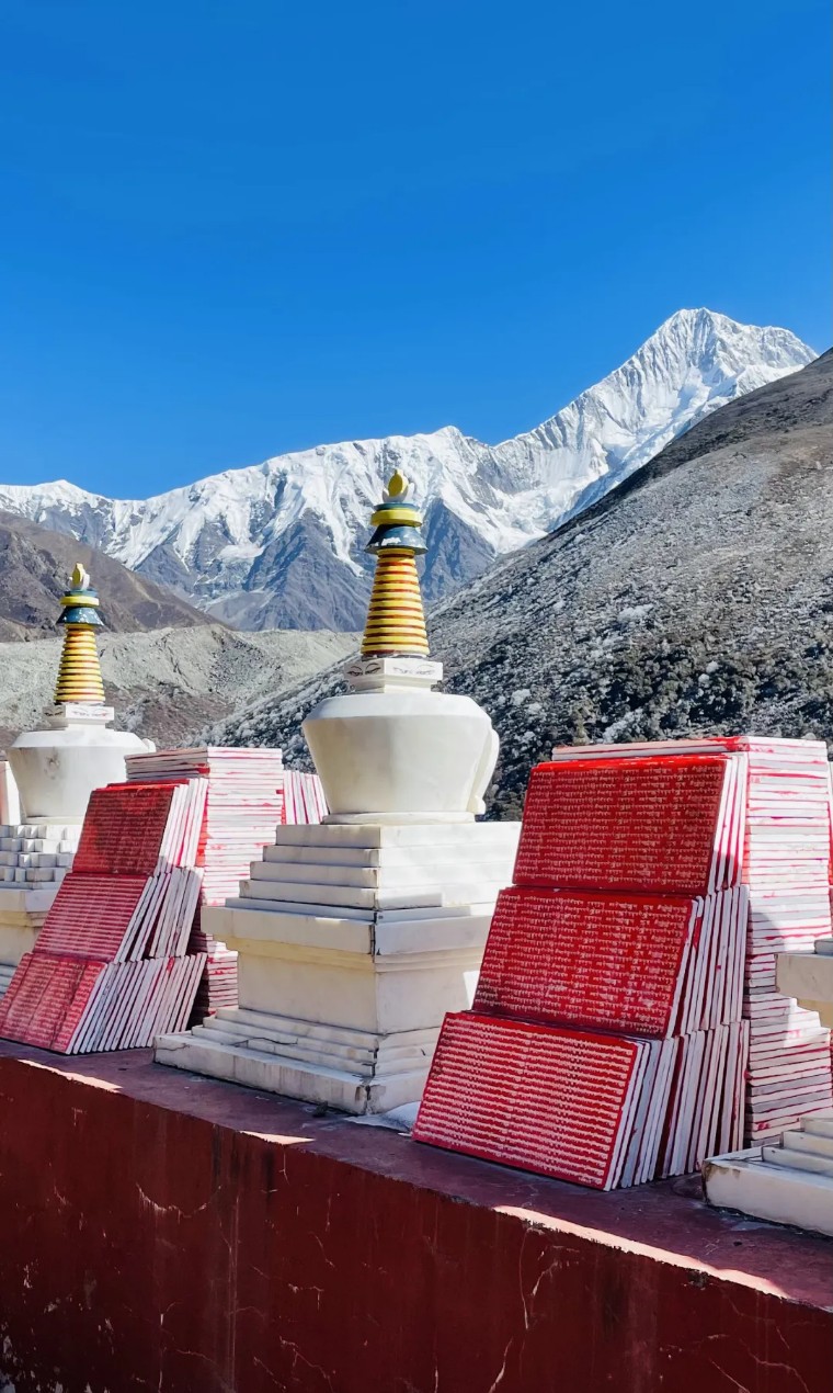 贡嘎徒步穿越子梅垭口,子梅垭口看贡嘎雪山蜀山之王