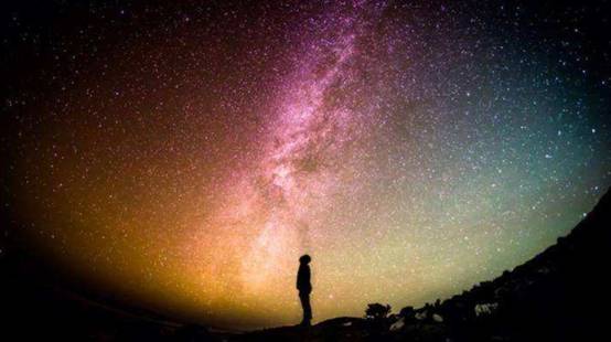 爱因斯坦与霍金预言黑洞,爱因斯坦黑洞存在的预测