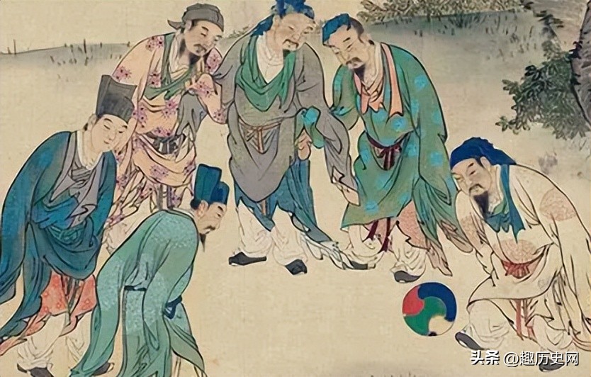 蹴鞠盛行于唐朝还是宋朝呢,古代有蹴鞠为什么明清就没有了