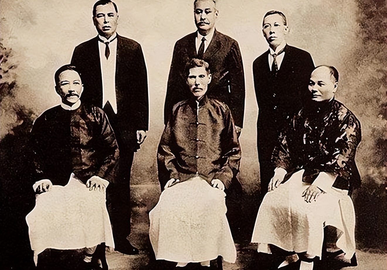 赌王何鸿燊：86万续命针每日一针，800万金丝楠木棺开启世纪葬礼