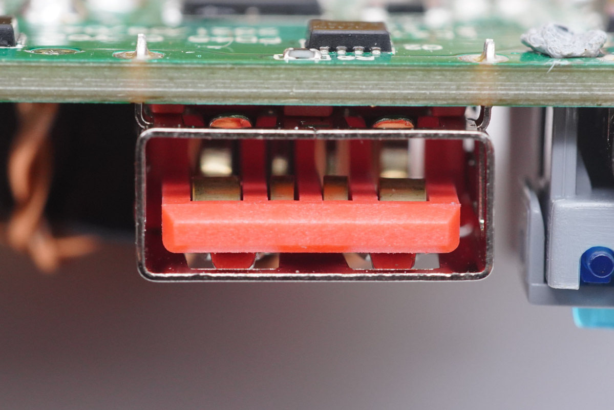 续航能力强的笔记本5000内,拆解羽博22.5瓦10000毫安充电宝