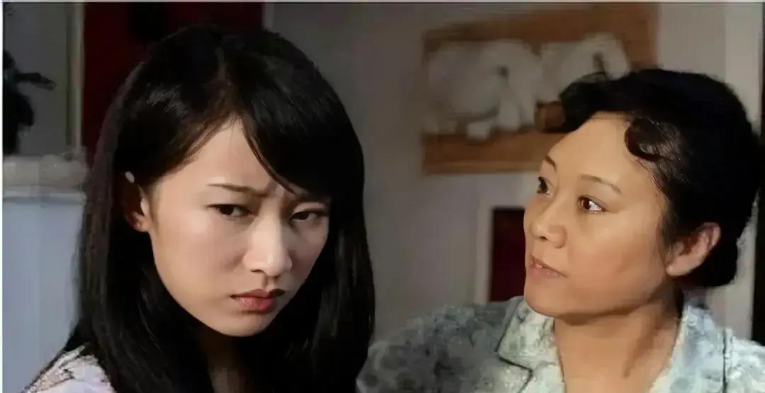 月子岳母惊现弟媳,丈夫痛哭失财失爱