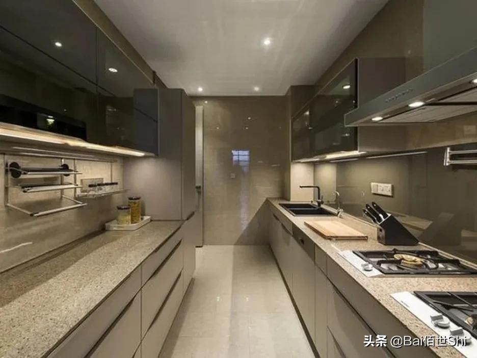 十大品牌定制衣柜都用什么板,装修定制衣柜板材排行榜