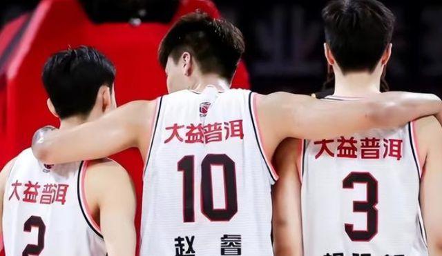 这8点，北京男篮的问题，终于被分析了个透彻