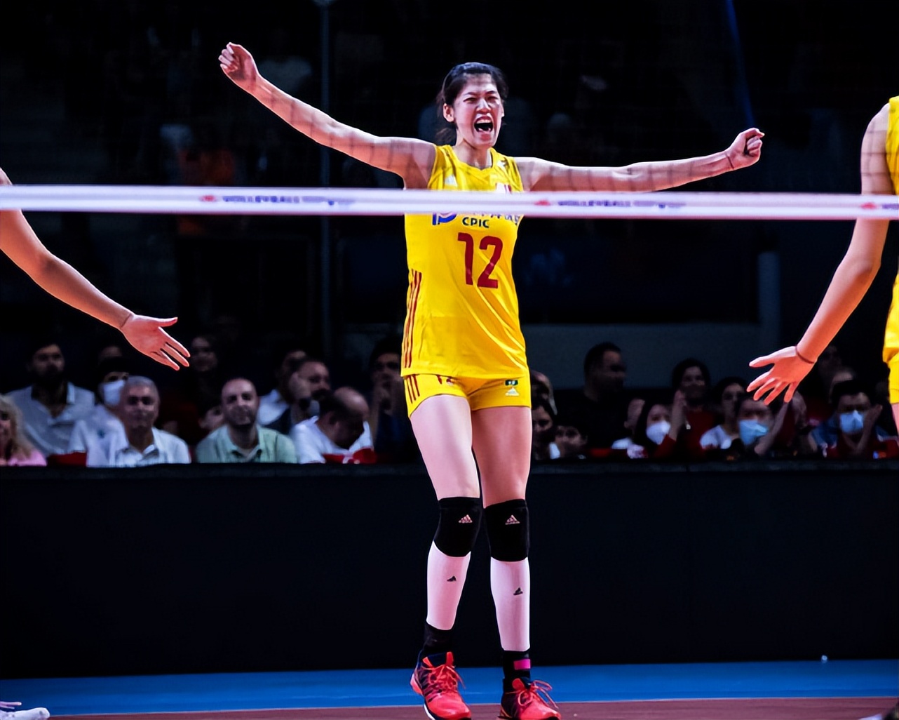 承认吧！中国女排仍是世界顶级强队，人民日报：进攻+战术出色