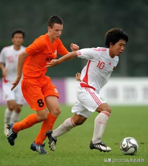 金敬道假球视频分析,金敬道丢第一球