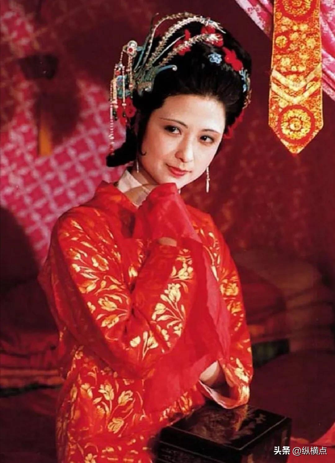 红楼梦贾蓉的隐喻,红楼梦中贾家因为何罪被处罚