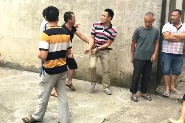 我是一个40岁的女人,名叫梅子,生活在陕西西安。