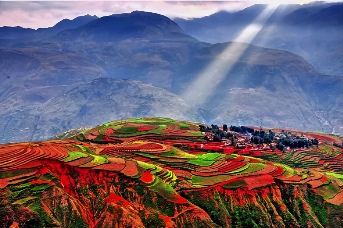 去昆明必须去的三个地方,云南昆明哪里最值得去