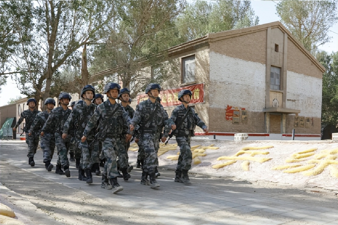 有内涵、有才华!兵哥兵姐邀你打卡“驻训墙画”