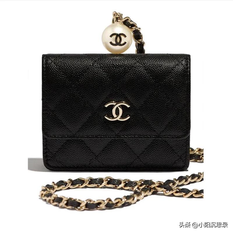 香奈儿迪奥联名包包,最近流行的迪奥包包