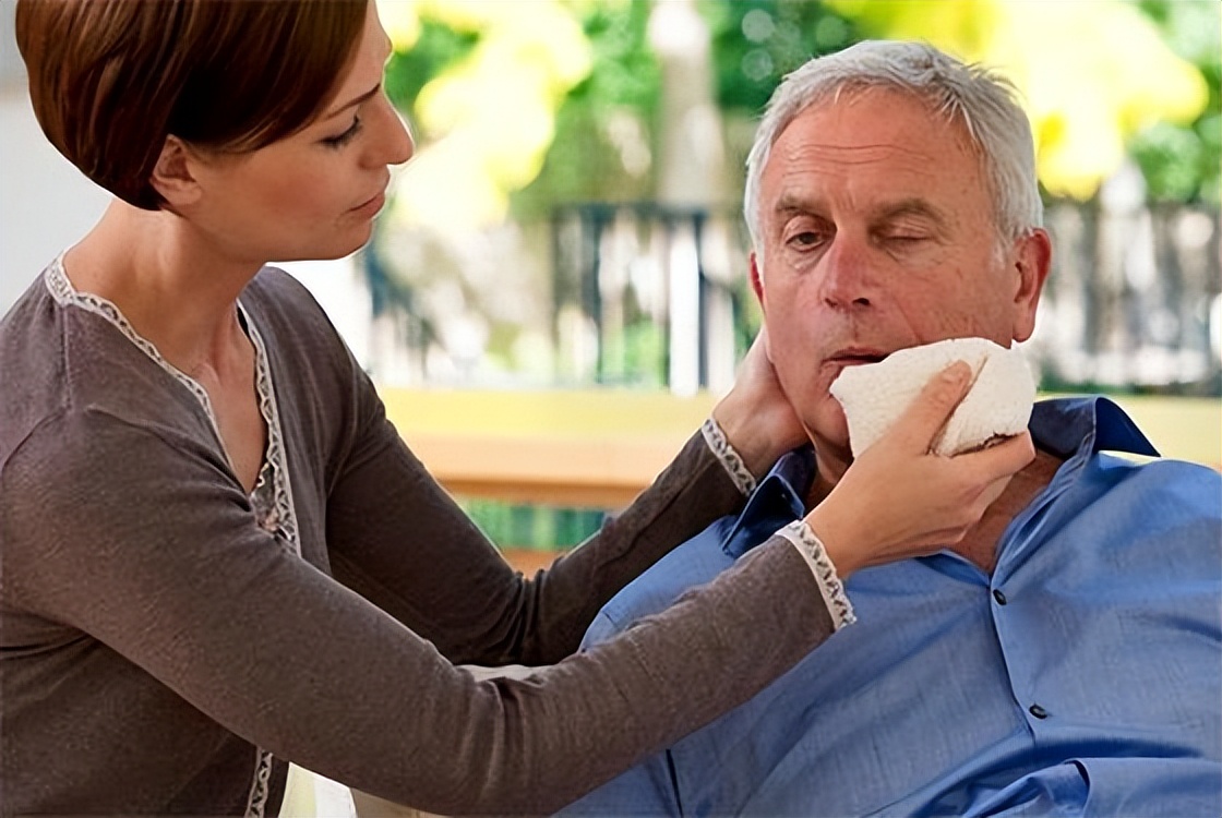 60宀佽鎯虫嫢鏈変竴涓垢绂忕殑鏅氬勾,60宀佷簡杩樿兘鏈夌埍鎯呭悧