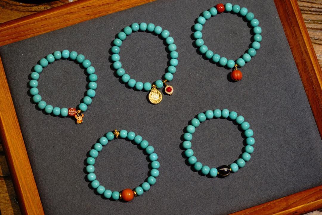 送女孩子送什么珠宝文玩,送女生文玩吊坠