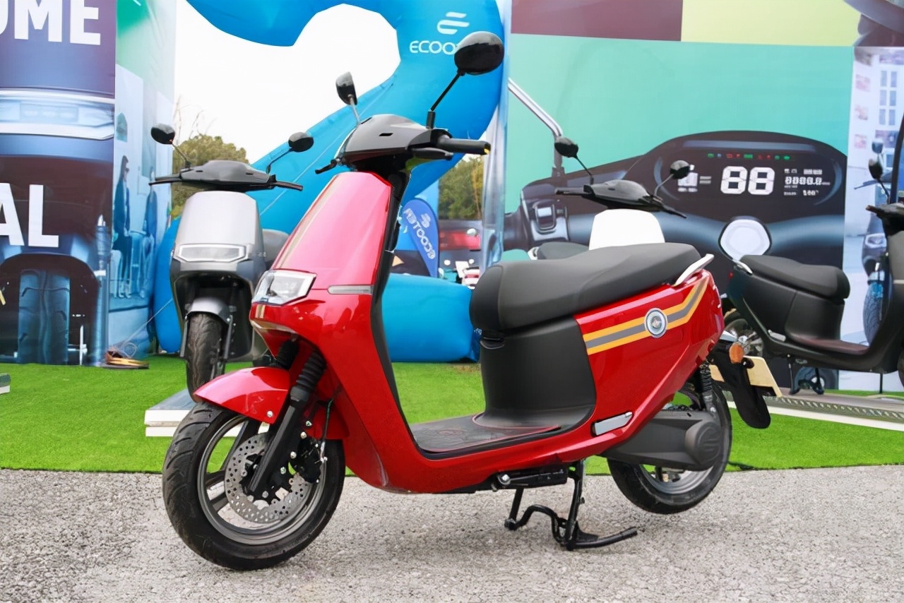 目前哪一款电动车比较好又实在,比较好的两轮电动车推荐