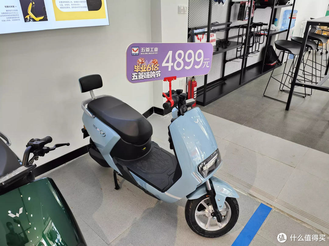 五菱电动汽车测评怎么样,五菱新能源电动汽车评测