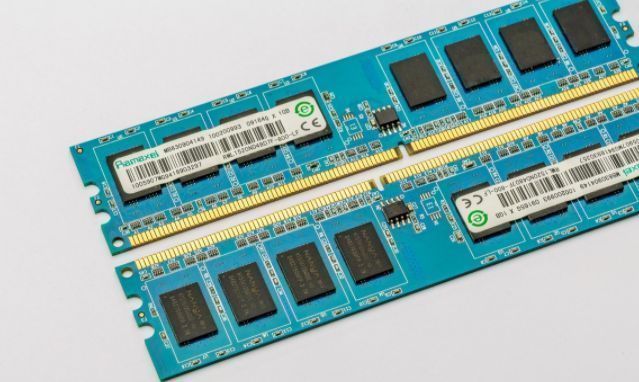 内存条工作原理是什么,内存条工作原理及作用