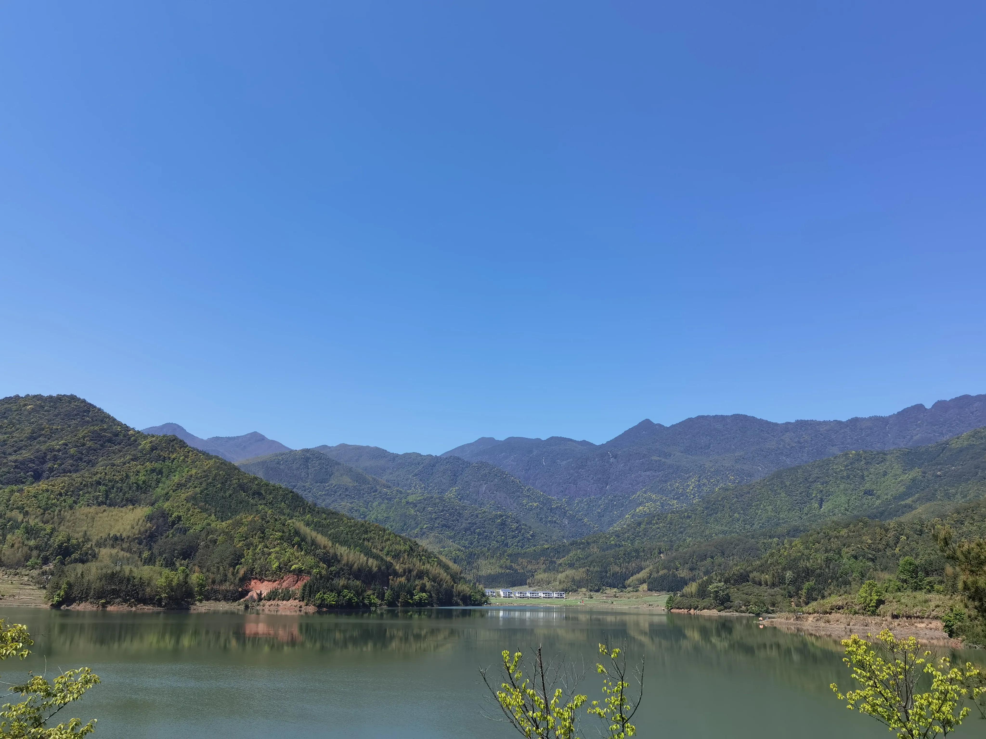 诡异的房子平面图,黄氏宗祠诡异事件视频