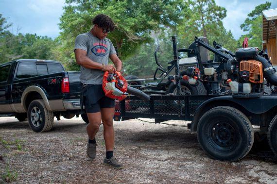 KaylebWagner打破了DerrickHenry记录。他可以获得FBS奖学金吗？