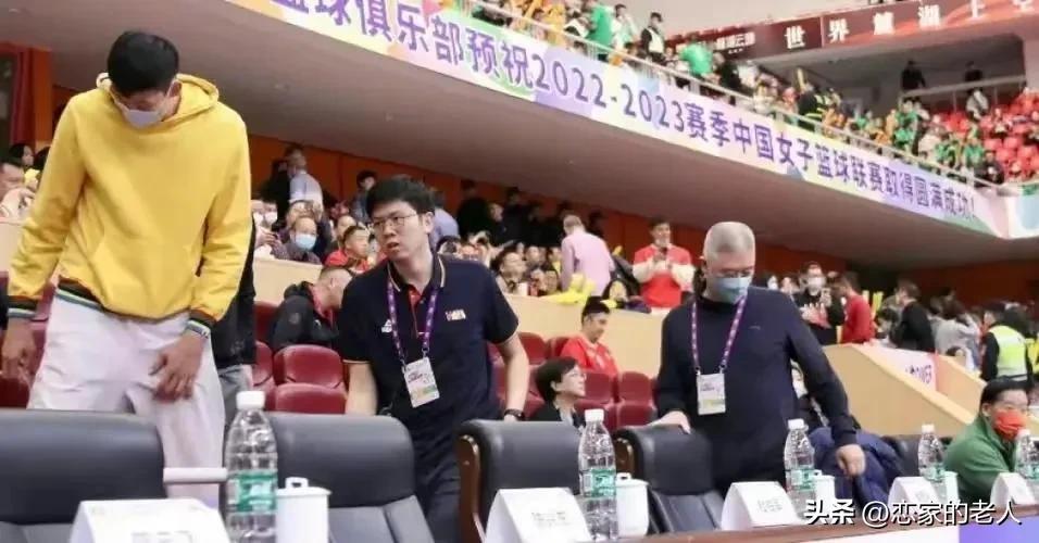 广东首发五虎亮相周琦双塔,回顾周琦入选cba时刻