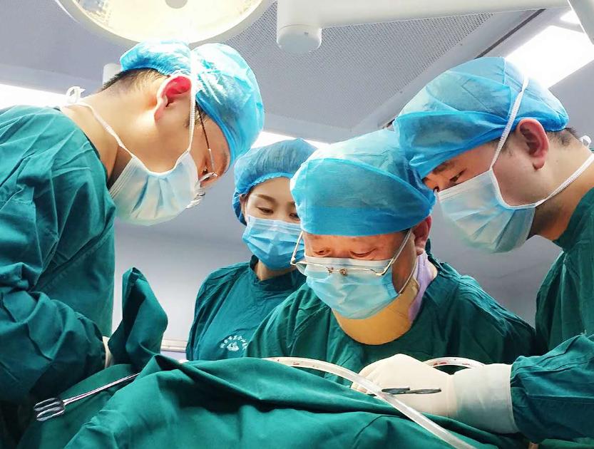 植入假体会有疤吗,植入假体有害吗