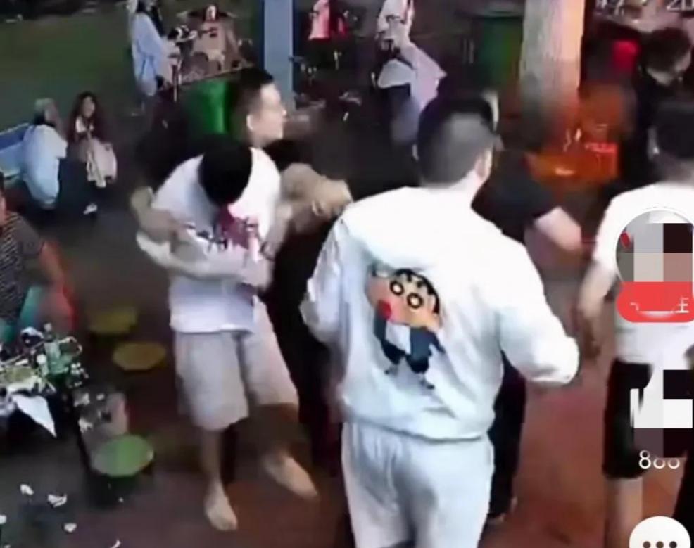 街头刺杀事件,真相揭秘街头杀人案