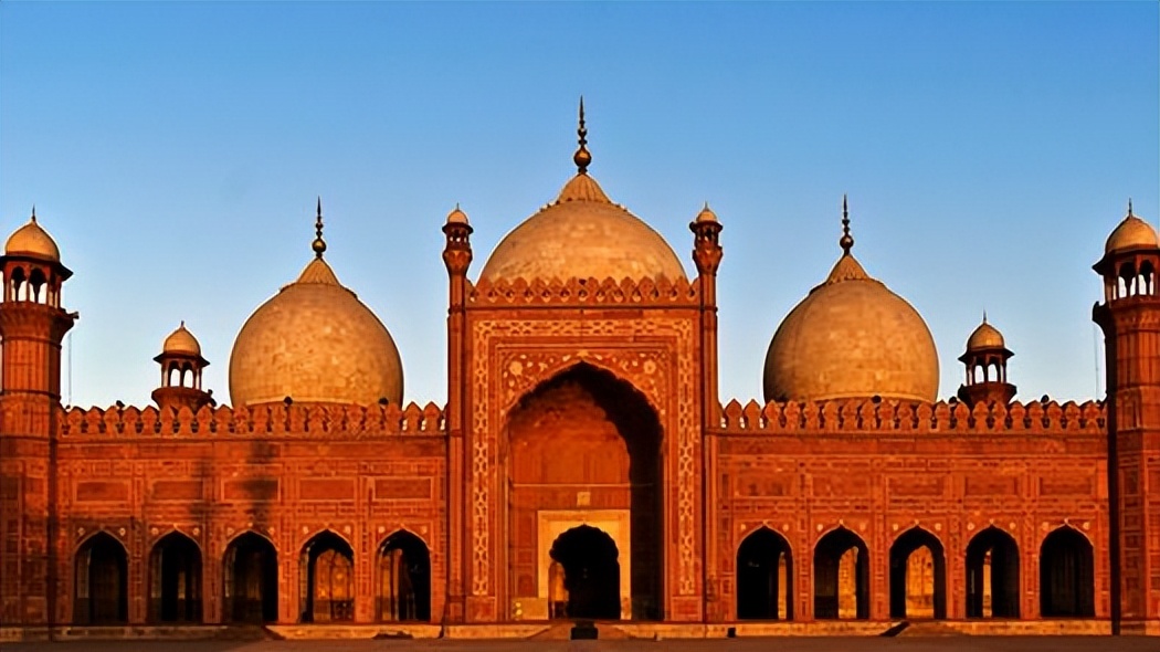 巴基斯坦男性旅行,中国男生在巴基斯坦旅游