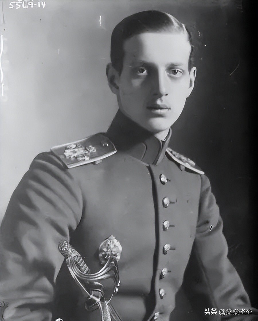 罗曼诺夫莫斯科,罗曼诺夫娜塔莎身材