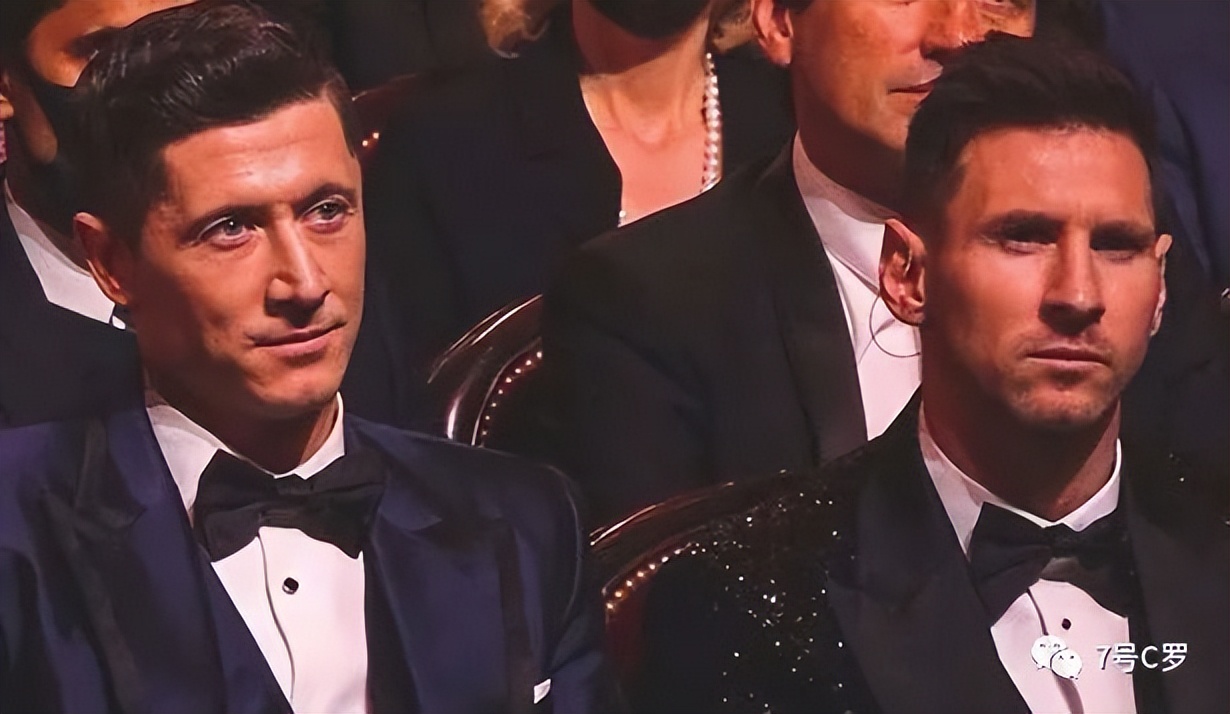 c罗被恶意踢,c罗被恶意踹脚