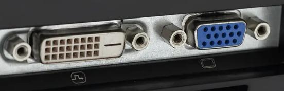 实战|投影仪和电脑双向连接，共享画面和声音资源，无缝切换