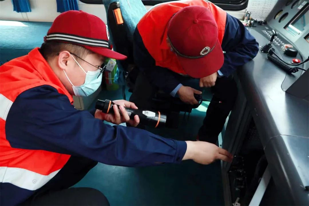 铁路榜样激励我们奋斗追梦,新时代铁路榜样刘晓云心得体会